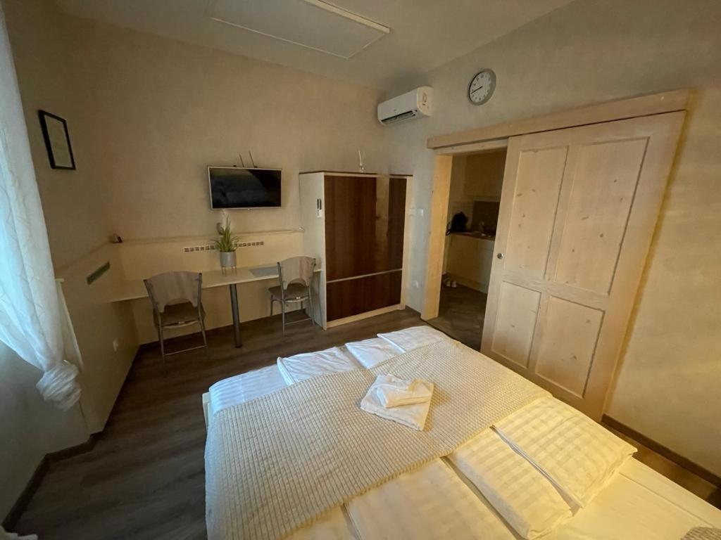 Safit-Mandala Apartment Mosonmagyaróvár Exterior foto